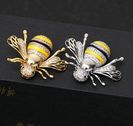 Fashion-Diamond bee brooch brooch female Korean version 2019 new fashion cute wild pin elegant temperament chest