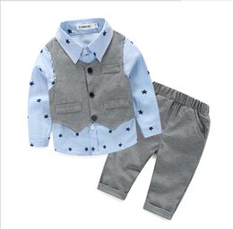 Toddler Çocuklar Erkek Bebek Beyefendi Giysileri Uzun Kollu Gömlek + Yelek + Pantolon Erkek Kıyafetler Düğün için Setleri