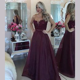 sheer illusion neck Purple Evening gowns 2020 Elegant covered buttons Lace Appliqued Beaded Long Formal Gowns Illusion V-Neck Prom Dresses