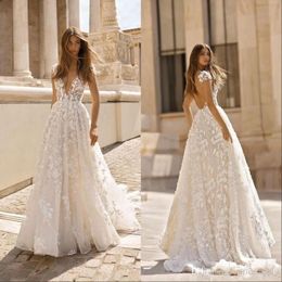Elegant Sexy Bohemian Lace Wedding Dresses Deep V Neck Backless Short Sleeves Applique Bridal Gowns Sweep Train Boho Wedding Gown