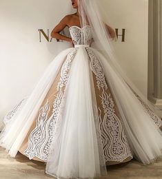 Arabic Lace Wedding Dresses With Sweetheart 3D Lace Appliques Ball Gown Bridal Dress Lace And Tulle Vintage Wedding Gowns