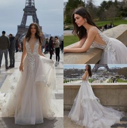 2023 New Backless A Line Wedding Dresses V Neck Appliqued Bridal Gowns Custom vestido de novia Sweep Train Castle GB0912