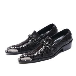 Vendita calda ne Gentleman del partito della pelle di affari degli uomini pattini di promenade Paty Alligator Stampa Party Wedding Shoes fase Vendita calda ne Gentleman del partito della pelle di affari degli uomini pattini di promenade Paty Alligator Stampa Party Wedding Shoes fase