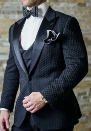 Brand New Men Suits Black Groom Tuxedos Peak Satin Lapel Groomsmen Wedding/Prom Best Man Bridegroom ( Jacket+Pants+Vest+Tie ) L393