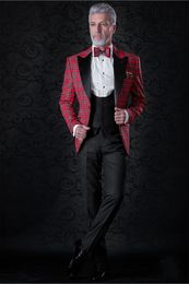 Groom Tuxedos Black Peak Lapel Groomsman Wedding 3 Piece Suit Fashion Men Business Prom Party Jacket Blazer(Jacket+Pants+Tie+Vest) 1265