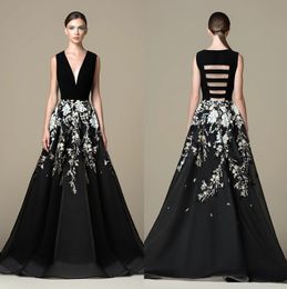 Black A Line Flowers Appliqued Evening Dresses Deep V Neck Beaded Prom Gowns Floor Length Tulle Formal Dress