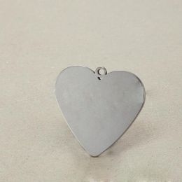 Simple Accessories Stainless Steel Engraved Gold /Silver Heart Pendant Gift for Girlfriends Young Girls Women Mom Wife