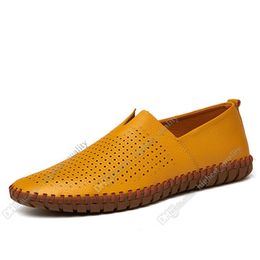 Neue heiße Mode 38-50 Eur neue Herren-Leder-Herrenschuhe Bonbonfarben-Überschuhe Britische Freizeitschuhe kostenloser Versand Espadrilles Zweiunddreißig