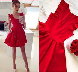 Lovely Cheap Cocktail Party Dresses 2019 Boho Cap Sleeve V-neck Ruched Graduation Dress Short Prom Dresses Cheap Homecoming Dresses