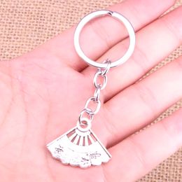 New Keychain 22*29mm fan flap Pendants DIY Men Car Key Chain Ring Holder Keyring Souvenir Jewellery Gift