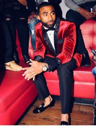 New Popular Handsome One Button red Velvet Wedding Groom Tuxedos Shawl Lapel Groomsmen Men Suits Prom Blazer (Jacket+Pants+Tie) 244