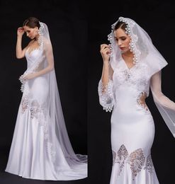 Modest Mermaid Tmarmonia Wedding Dresses V Neck Long Sleeve Satin Applique Wedding Gowns Sweep Train robe de mariée