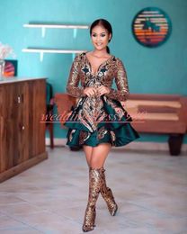 Sexy Short Gold Applique Prom Dresses V-Neck Black Girl African Long Sleeve Plus Size Gowns Juniors Formal Evening Party Ball Robe De Soiree