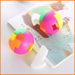 Free shipping intelligence Assembling the ball Creative child Puzzle Insert Building Blocks small toy boy Ball toy ball wholesale