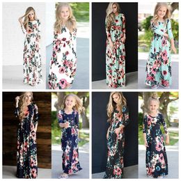 Family Matching Outfits Floral Girls Mom Maxi Dresses Mother and Daughter Holiday Dresses Kids Mommy Clothing 5 Designs Optional DHW2386