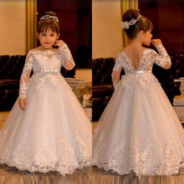 2020 lovely Ball Gown Flower Girl Dresses Appliques Bowknot Long Sleeves Boat Neck Sweep Train First Communion Dresses For Girls