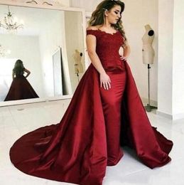 2020 Burgundy Mermaid Satin Evening Gowns with Long Train v neck Elegant Lace Applique Off the Shoulder ruched Sleeveless Prom Dress