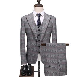 Suits mens men's suits high fashion men suit 3-piecesuits blaze with pants and vest suit men plaid Formal suit costume homme