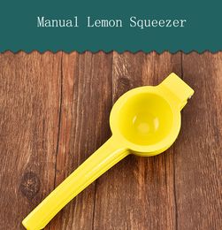 Aluminium Alloy Lemon Juicer lemon Clipper Orange citrus squeezer Hand Press Juicier Reamers Round Fresh Fruit Tool
