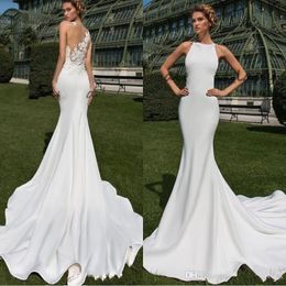 2020 Elegant Beach Satin Garden Mermaid Wedding Dresses Long Sheer Back with 3D Floral Lace Applique Jewel Neck Plus Size Bridal Dress