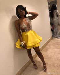 Yellow Homecoming Cocktail Dresses Short One Shoulder Long Sleeves See Through Appliques Beaded Tiered Satin Tulle Prom Gowns Z58