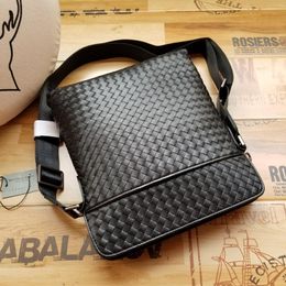 High-end quality new arrival briefcase Classic fashion Men messenger bags cross body school bookbag leather shoulder bag 7227 size 28x27x3cm