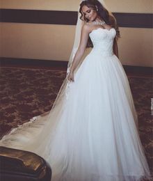 Gorgeous Strapless Soft Tulle A-Line Wedding Dresses 2020 New Custom Made Long Lace Sweetheart Sleeveless Sweep Train Wedding Bridal Gowns 1