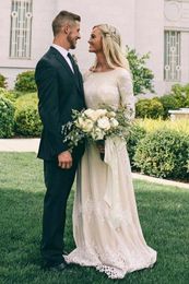 Champagne Vintage Modest Wedding Dresses With Long Sleeves O Neck A-line Country Informal Bridal Gowns Religious Modest Gown