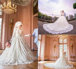 Collo alto maniche lunghe arabo Hijab abiti da sposa musulmani su misura 2020 romantico pizzo appliqued perline paese abiti da sposa vestido de