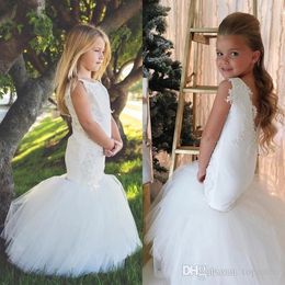 New White Mermaid Flower Dresses Tulle Ball Gown Train Lace Applique Beads Little Girls Pageant Holy Communion Dress Custom Made 2024