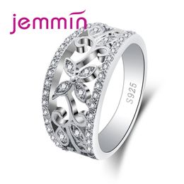 Wholesale Noble Women Flower Attractive Style White CZ Garnet 925 Sterling Silver Ring Size 6 7 8 9 10 Charming Jewellery