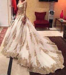2019 evening dress Saudi style long-sleeved sexy fantasy gold beaded decals dress PROM dress Evening Gowns 599