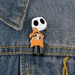 Skeleton Skull Hold Strange Species Enamel Brooch Lapel Pin Clothes Bag Badge Punk Jewellery Gift For Friends