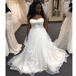 Modest Plus Size Lace Appliqued Wedding Dresses Strapless Neck Pleated Bridal Gowns A Line Court Train Tulle Vestido De Novia 407