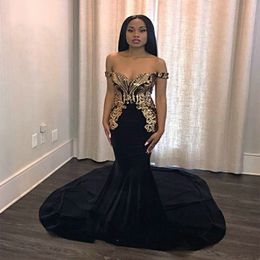 Stylish Black Lace Mermaid Prom Dresses Off The Shoulder Sleeveless Formal Dress Sweep Train Satin Plus Size Evening Gowns