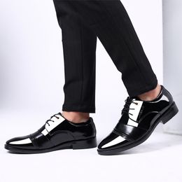 elegant men shoes classic oxford shoes for men brown dress patent leather black formal shoes for men coiffeur zapatos de hombre oxford bona