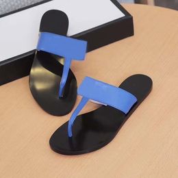 Luxus Designer Slipper Frauen Slides Flip Flops Leder Sandale mit doppeltem Metall mehrere Farben Sommer Strand Sandalen mit Box Größe 35-45