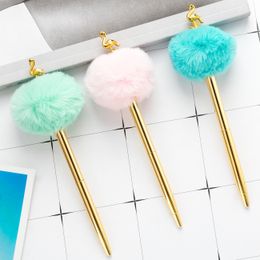 China Supplies New Design Creative Personalised Wedding Sleek Slim Writing Pen Kawaii Fancy Hot Pink Fluffy Flamingo Pen for Christmas Gifts