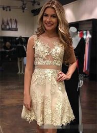 Champagne Short Homecoming Dresses Illusion Bodice Lace Applique Beaded Scoop Sheer Neck Sleeveless Mini Tail Party Gown 403 403