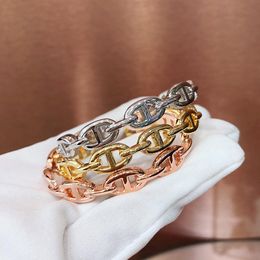 Hot sale S925 Silver Classic For Women Letter Round Simple Jewellery Bangle Set France Quality Golden Rose Gold Superior quality Bracelets