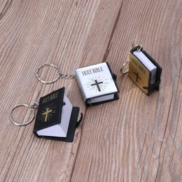 1pc New Mini English HOLY BIBLE Keychain Religious Christian Jesus Cross Keyrings Gift Key Chains Decoration