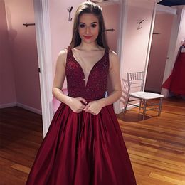 Elegant Long Burgundy Prom Dresses with Pockets Deep V Neck Sparkle Beaded Backless A Line Satin Dresses Vestidos De Gala