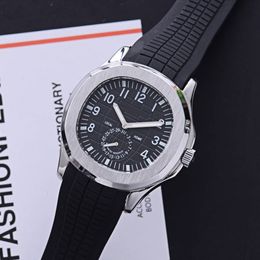New Arrival Sport 43mm Quartz Mens Watch Dail Rubber Strap with Date High Quality Wristwatches 17colors Watches205Q
