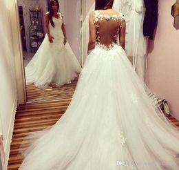 2019 Fabulous Overskirts Wedding Dress Vintage Arabic Sexy Back Lace Appliques Bridal Gown Custom Made Plus Size