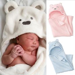 Bebê Mantas Coral Velvet bebé Swaddling infantil Enrole Urso macio com capuz cobertor quente dos desenhos animados Sleeping Bag Trolley Acessórios 3 cores