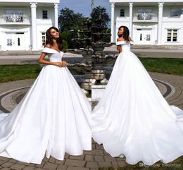 New Elegant Plain Satin Wedding Dresses Boho A Line Off Shoulder Short Sleeve Sweep Train Bridal Gowns Plus Size Robe de mariee