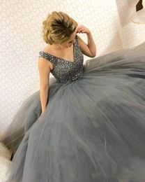 Grey Tulle Prom Dresses With Beading Bodice Lace-up V-neck Long Formal Gown A Line Evening Prom Gowns