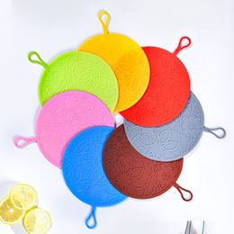 Silicone Placemat Non-Slip Drink Coaster Table Placemats Silicone Heat Resistant Cup Pot Pad Kitchen Tool Gifts