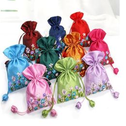 Handmade Ribbon Embroidery Small Silk Bag Drawstring Pouch Jewellery Gift Bags Empty Sachet Chinese Favour Bags 10x14cm 10pcs/lot