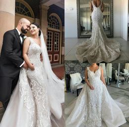 Plus Size Mermaid Wedding Dresses With Detachable Train V Neck 3D Floral Lace Appliques Bridal Gowns Sweep Train Zpper Back Wedding Dress